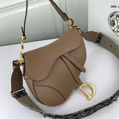 bolsa da dior saddle|bolsa dior saddle.